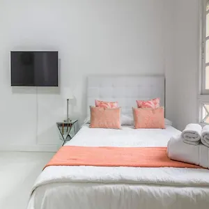 Lovely At The Heart! Apartment Malaga