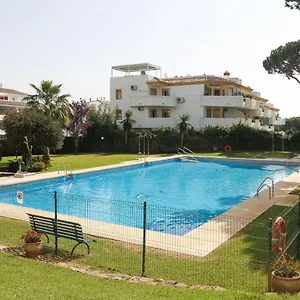 Family Walking Distance To The Sea And Amenities Apartment Sitio de Calahonda