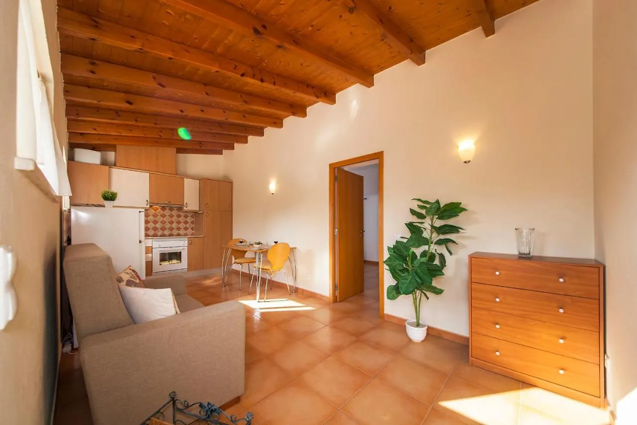 A14 - Cozy Torraltinha Apartment contacts